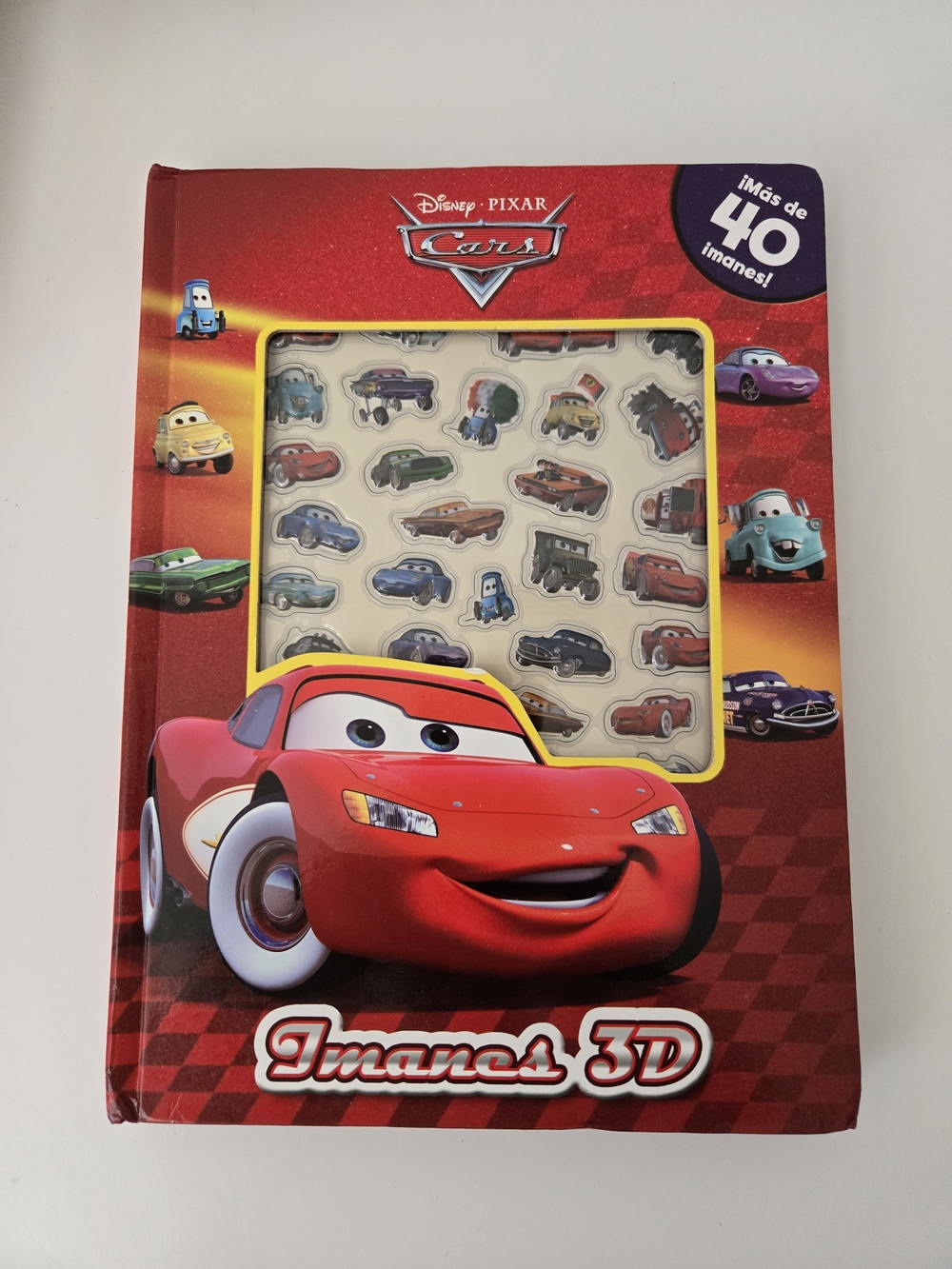 3D magnet activity book featuring Lightning McQueen